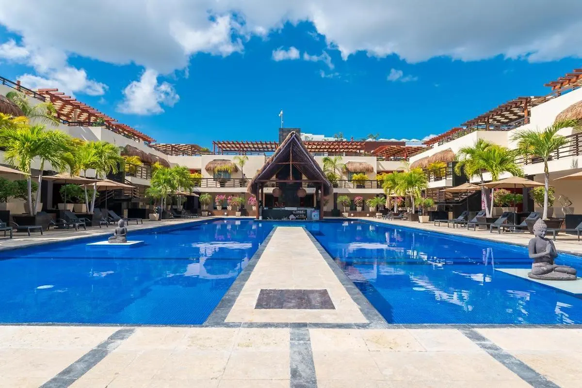 Aldea Thai Ocean Luxury Residences Playa del Carmen Apartment